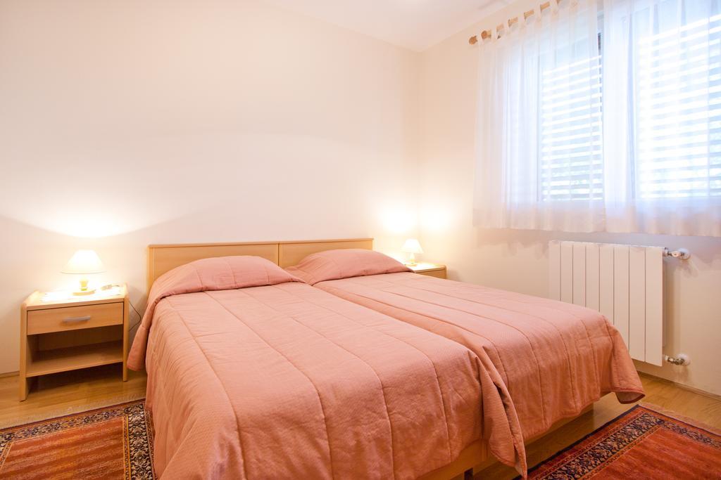 Apartments Silvia Porec Ngoại thất bức ảnh